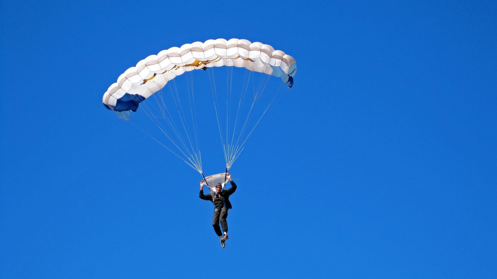 医疗突破：运动伤害康复新技术揭秘，运动伤病康复